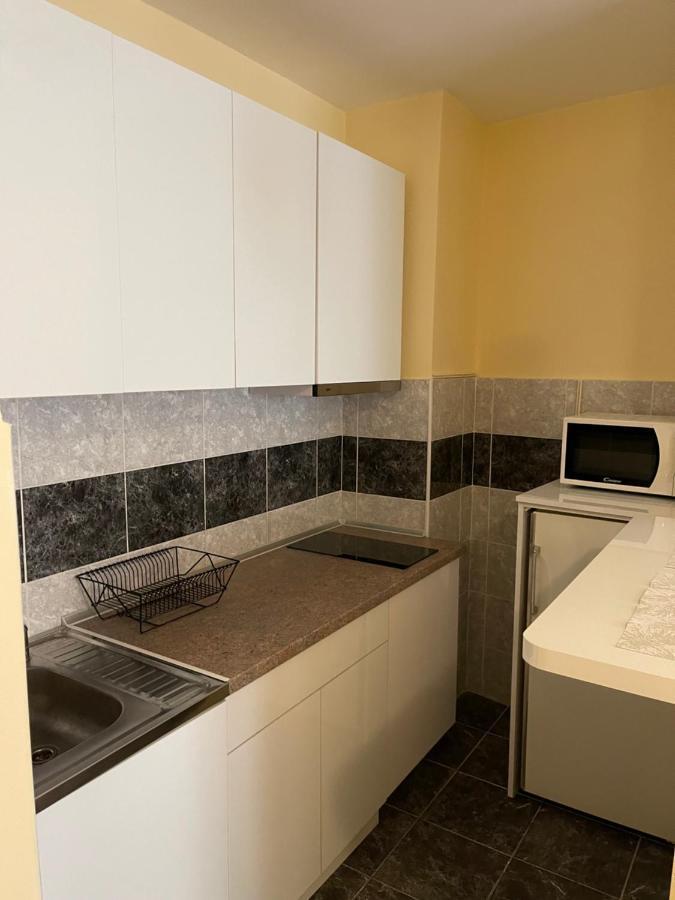 Trident Apartments 2 Ni Exteriör bild