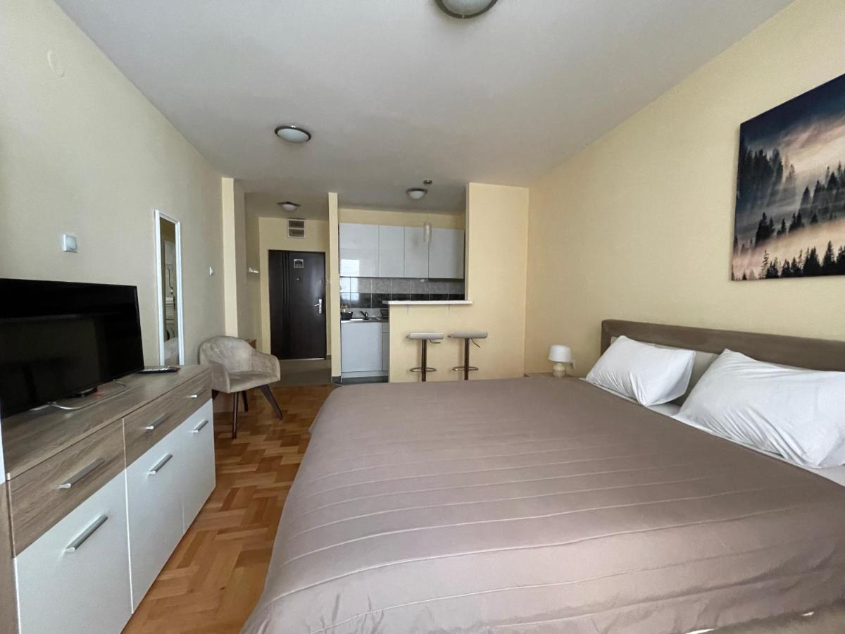 Trident Apartments 2 Ni Exteriör bild